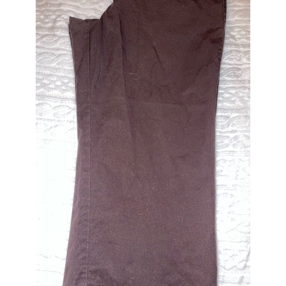 Women’s Dark Brown Mossimo Stretch Capri Bottoms 🤎 - Picture 6 of 12